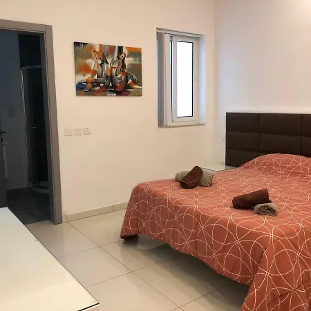 Apartment The Forum St. Julian's
